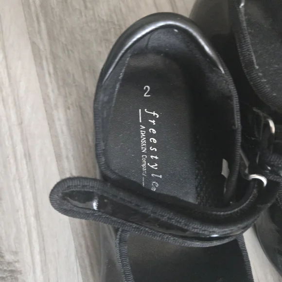 Freestyle Tap Shoes - Picture 5 of 6